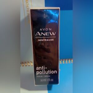 Avon Anew Neutralize Anti-Pollution Primer - Black and Blue